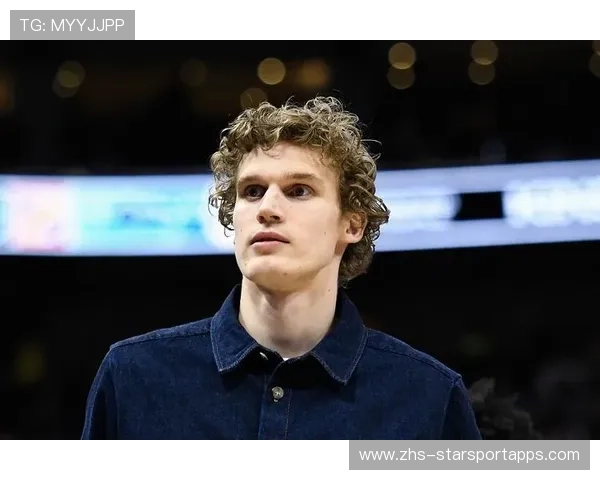 爵士马尔卡宁外线开火,关键三分打停对手,马尔卡宁是首发吗